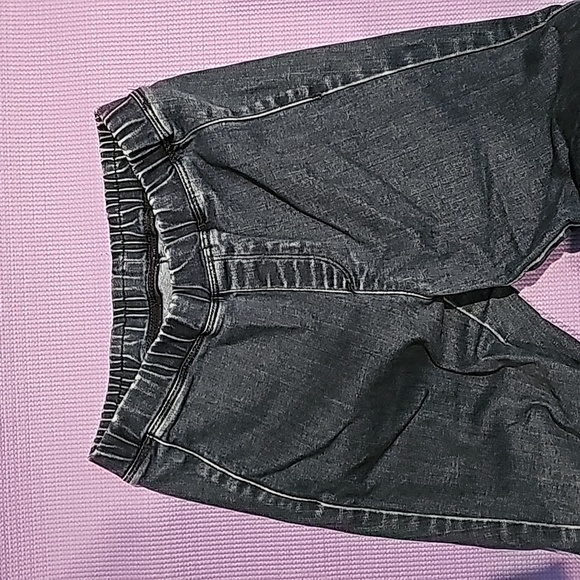 Uniqlo denim leggings - Picture 3 of 4